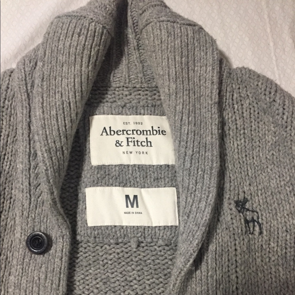 Knitted Winter Wear. Medium Size.